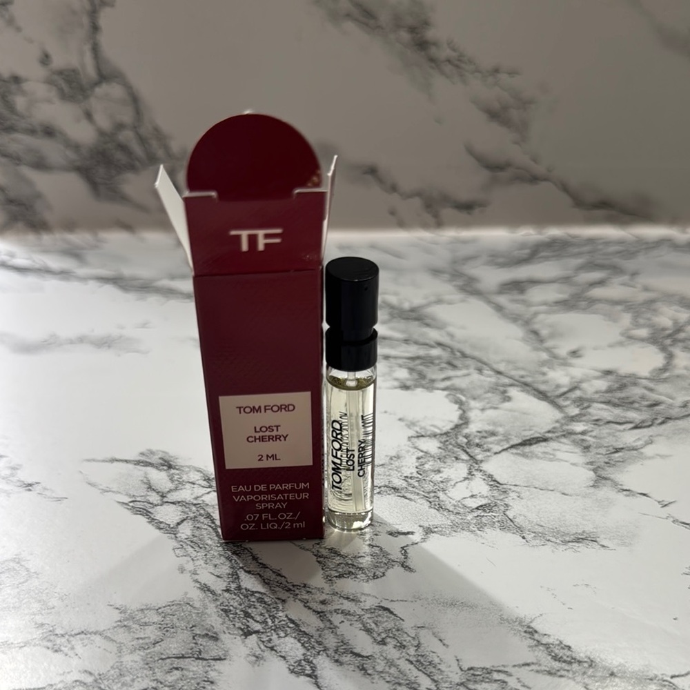 NWT Tom Ford: add 4 single samples to a bundle. Each bundle price is $30